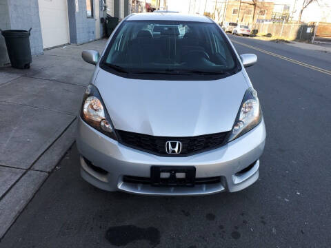 2012 Honda Fit for sale at SUNSHINE AUTO SALES LLC in Paterson NJ