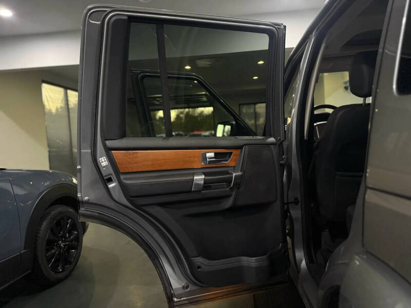 2015 Land Rover LR4