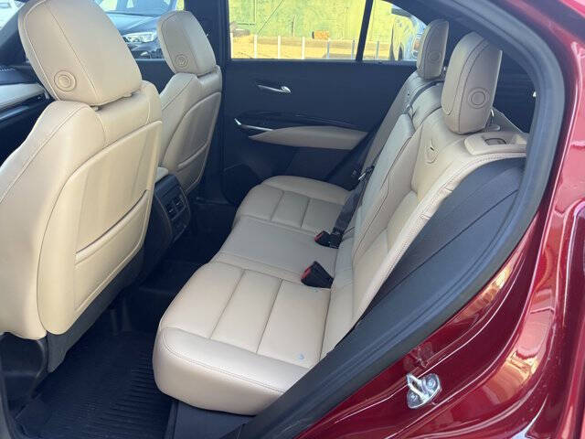 2024 Cadillac XT4 Luxury