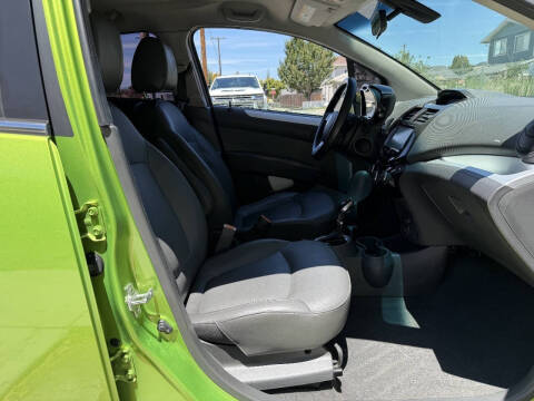 2015 Chevrolet Spark EV 2LT