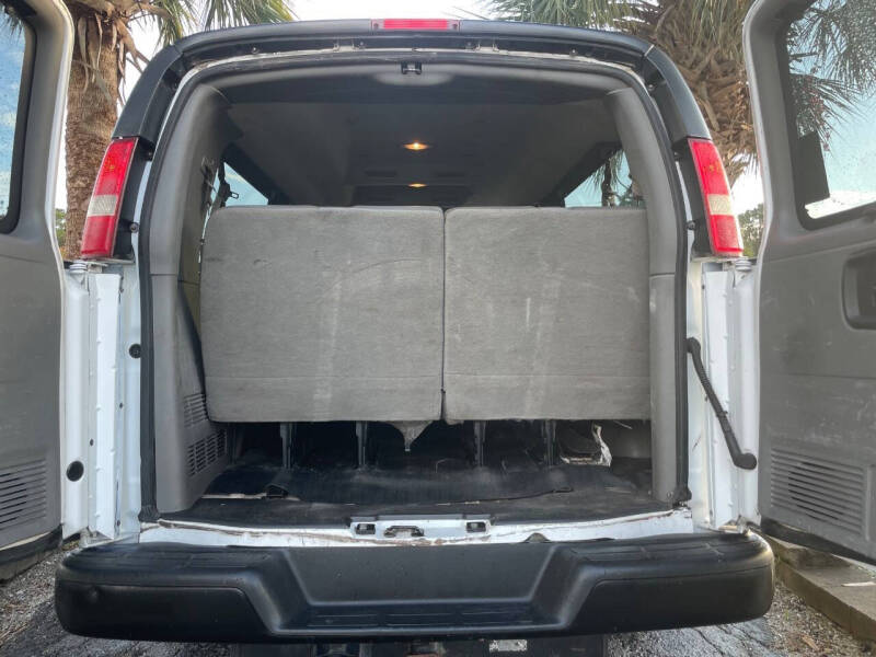 2016 Chevrolet Express LS 3500