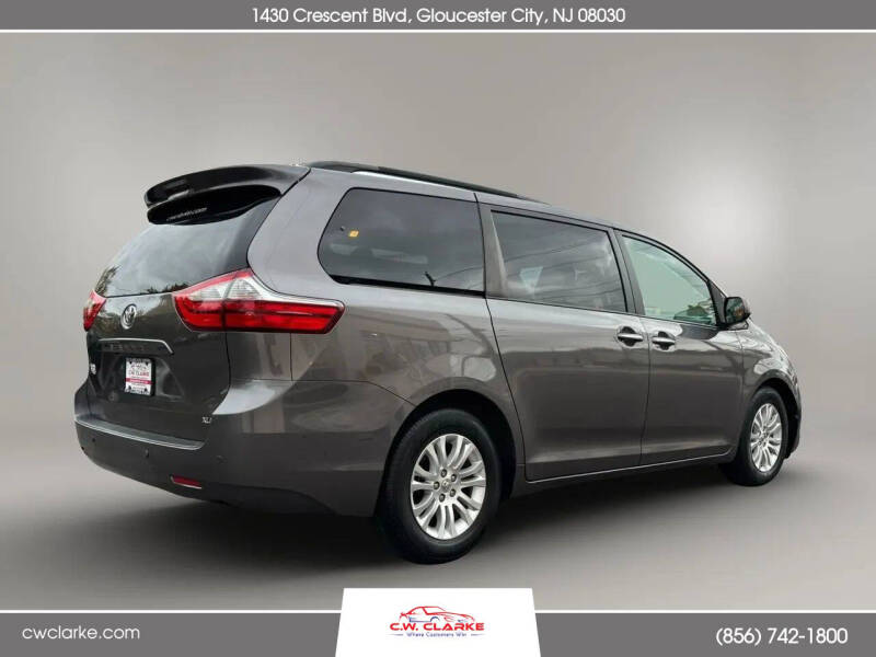 2015 Toyota Sienna