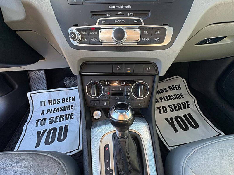 2016 Audi Q3 2.0T Premium Plus