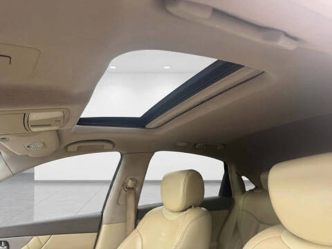 2012 Infiniti FX35