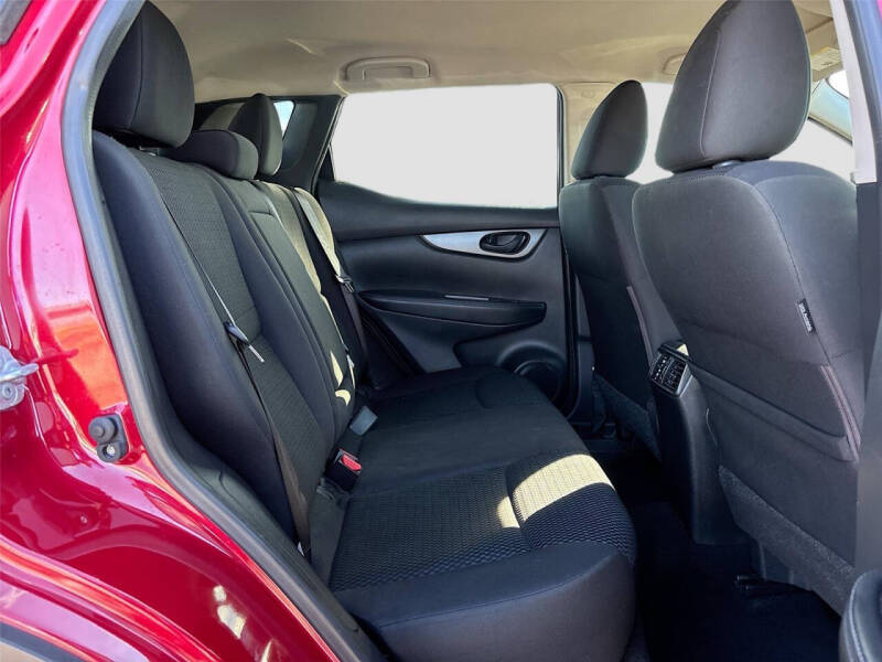 2017 Nissan Rogue Sport S