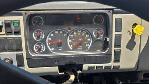 2002 Freightliner FS65 Chassis