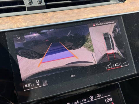 2019 Audi e-tron quattro Prestige