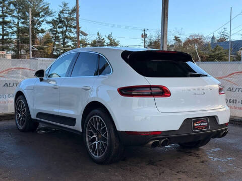 2017 Porsche Macan S