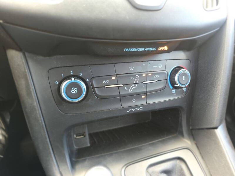 2017 Ford Focus SE