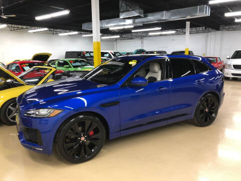 2018 Jaguar F-PACE for sale at Fox Valley Motorworks in Lake In The Hills IL