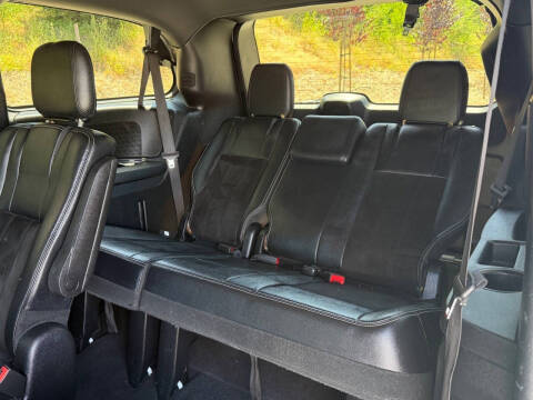2016 Dodge Grand Caravan SXT Plus