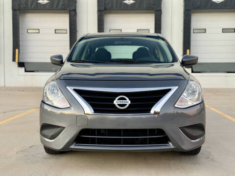 2019 Nissan Versa SV