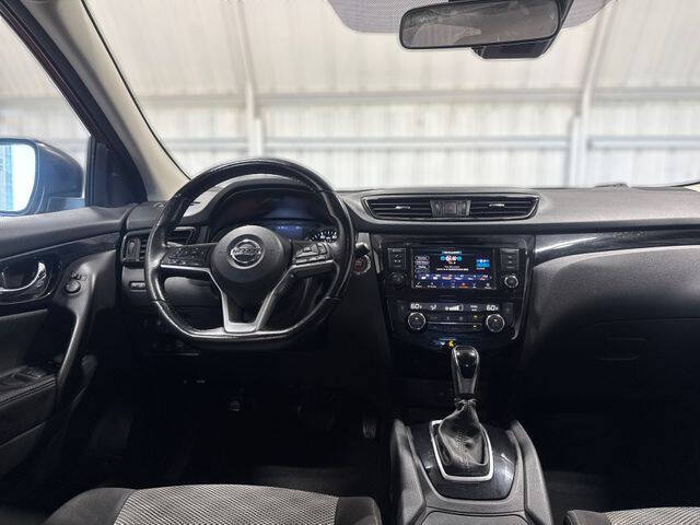 2020 Nissan Rogue Sport SV