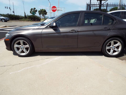 2012 BMW 3 Series 328i