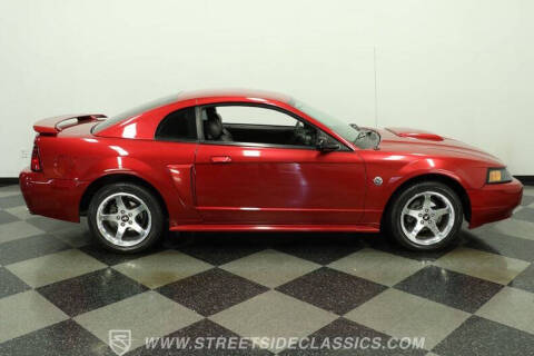 2004 Ford Mustang GT Deluxe