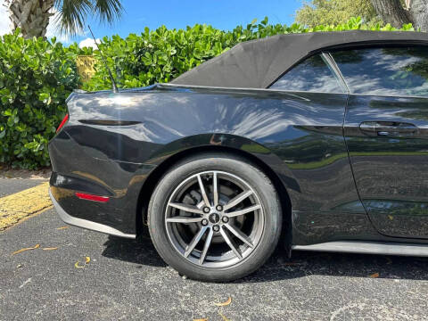 2017 Ford Mustang EcoBoost Premium