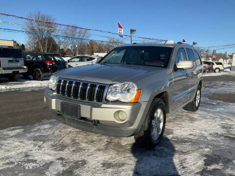 2008 Jeep Grand Cherokee for sale at Steves Auto Sales in Cambridge MN
