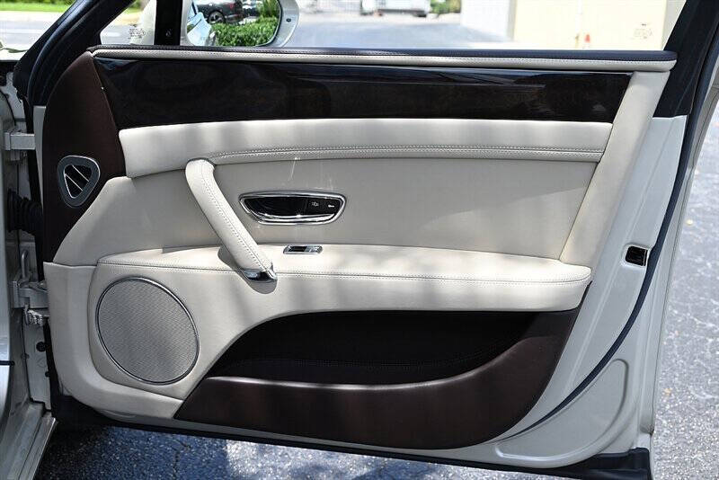 2014 Bentley Flying Spur 22