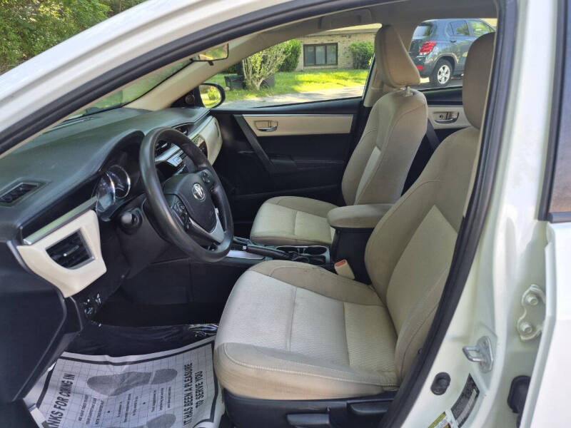 2016 Toyota Corolla LE Plus