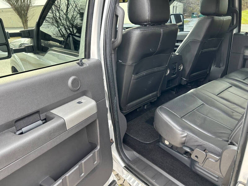 2012 Ford F-250 Super Duty Lariat