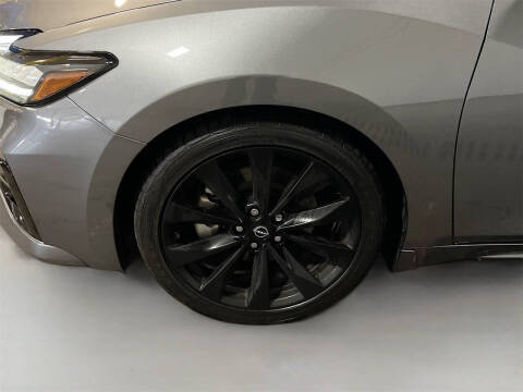 2023 Nissan Maxima 3.5 SR