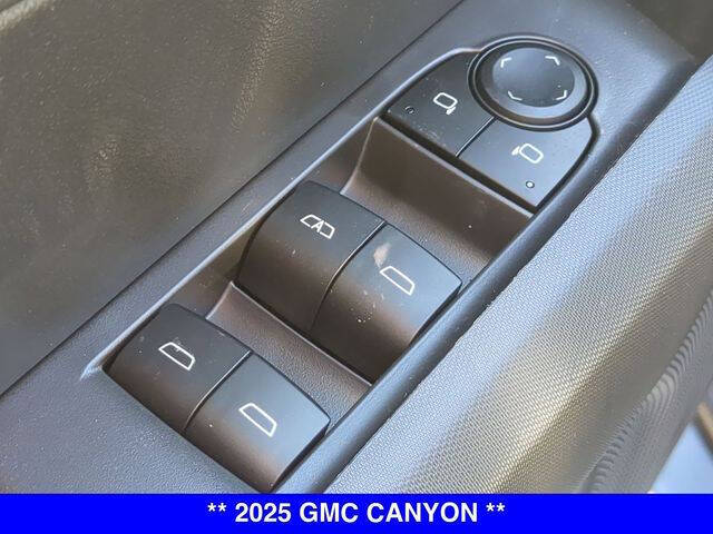 2025 GMC Canyon Elevation