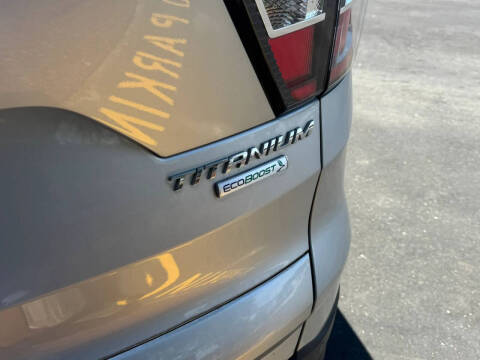 2017 Ford Escape Titanium
