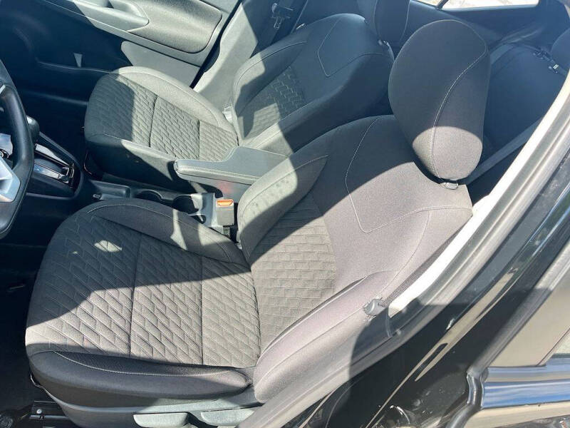 2022 Nissan Kicks S