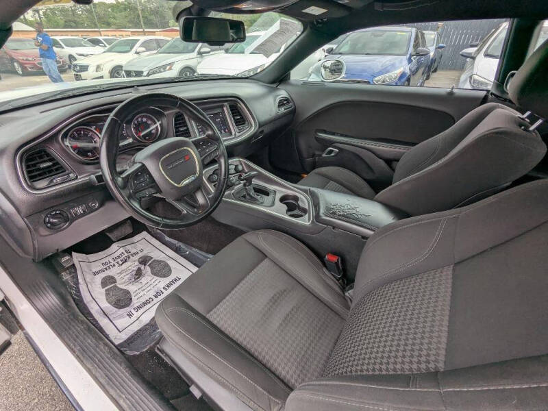 2018 Dodge Challenger SXT