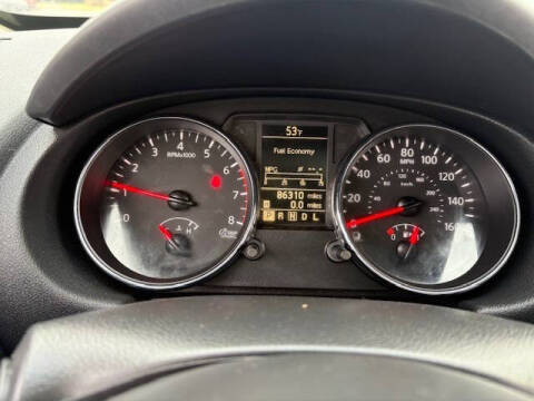 2013 Nissan Rogue SV w/SL Package