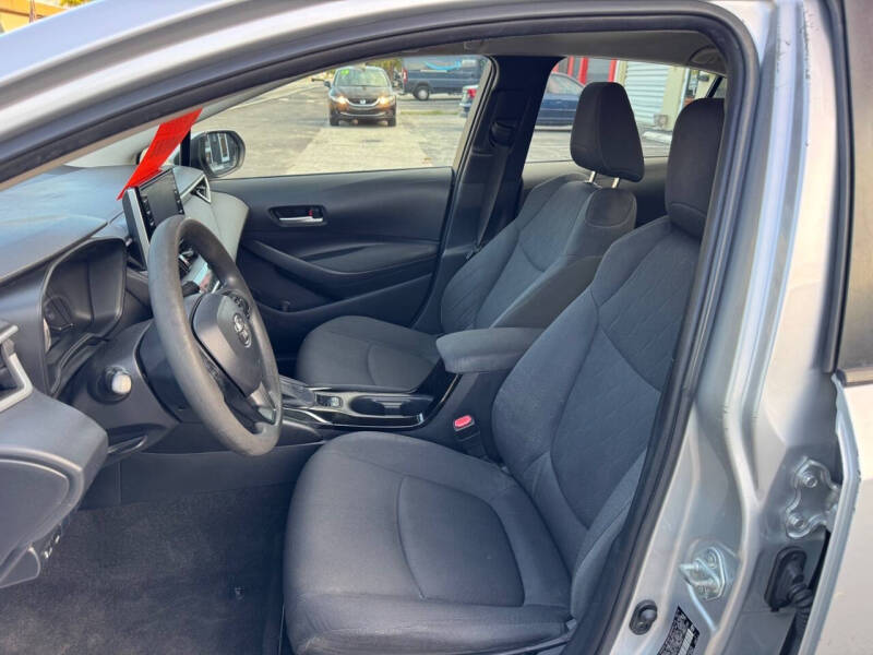 2020 Toyota Corolla LE