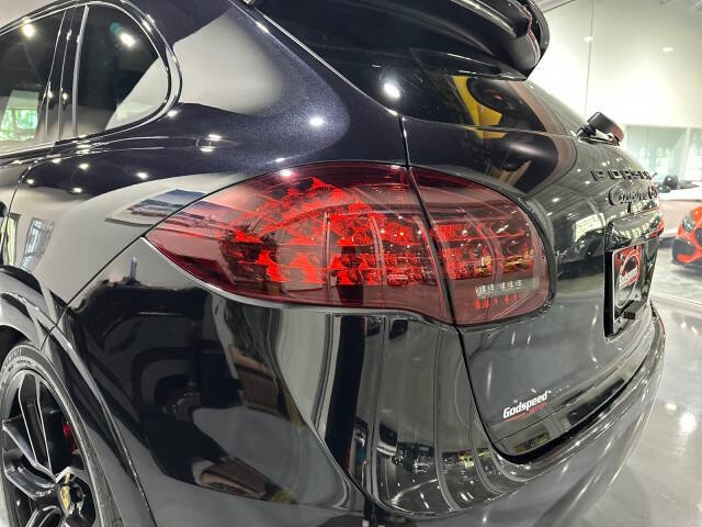 2014 Porsche Cayenne GTS