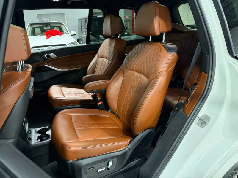 2021 BMW X7 xDrive40i