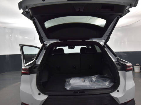 2026 Chevrolet Equinox EV LT 2