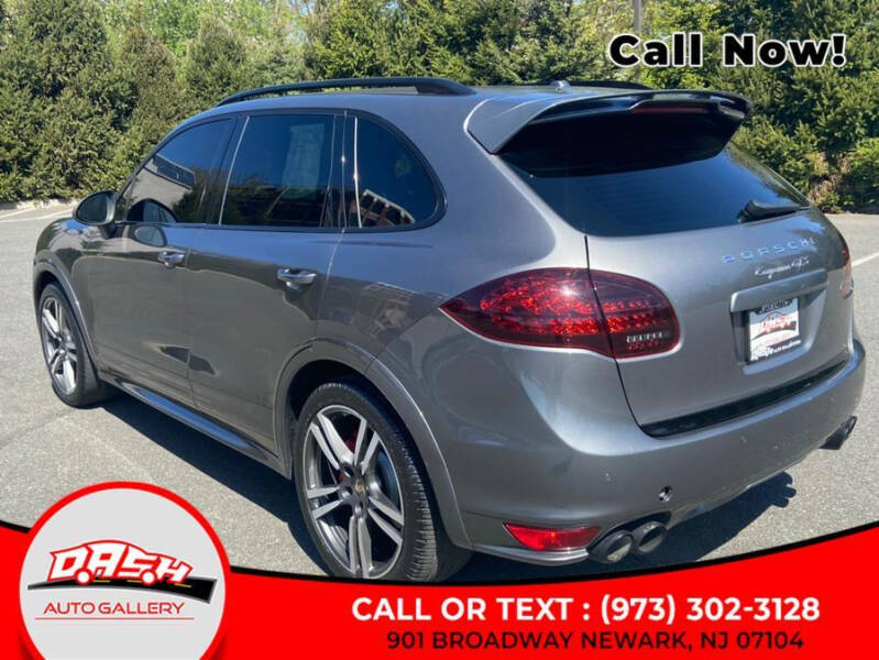 2013 Porsche Cayenne GTS