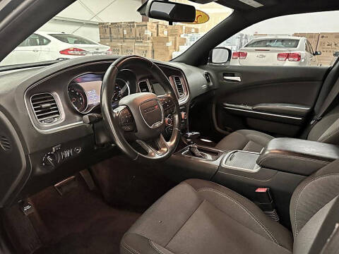 2017 Dodge Charger SE