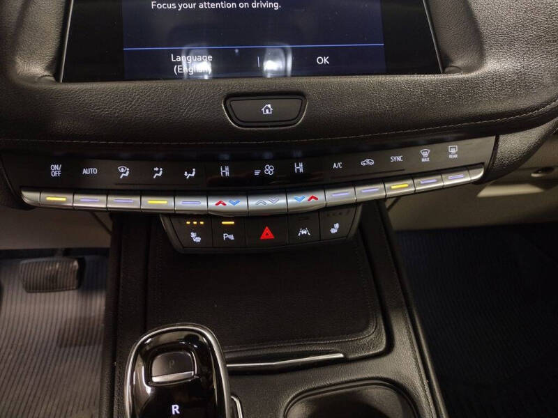 2022 Cadillac XT4 Luxury