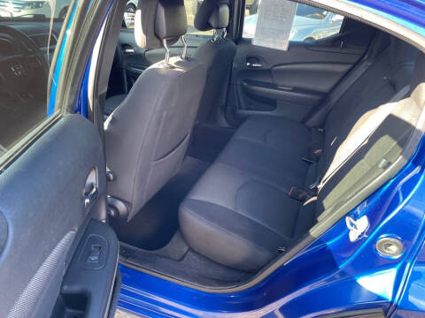 2013 Dodge Avenger SE