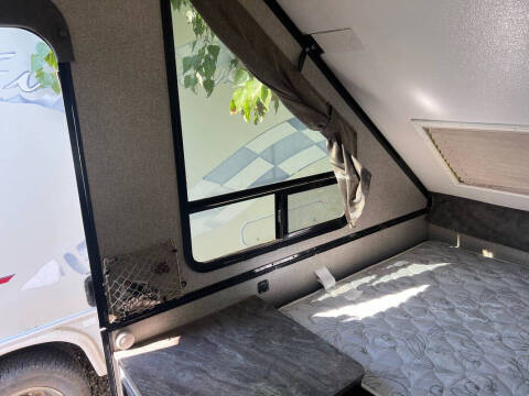 2019 Flagstaff Camping Trailer