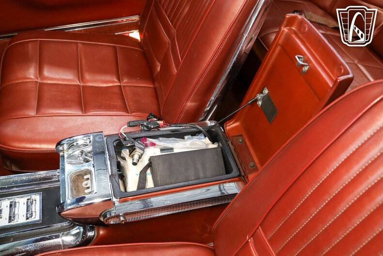 1966 Ford Thunderbird