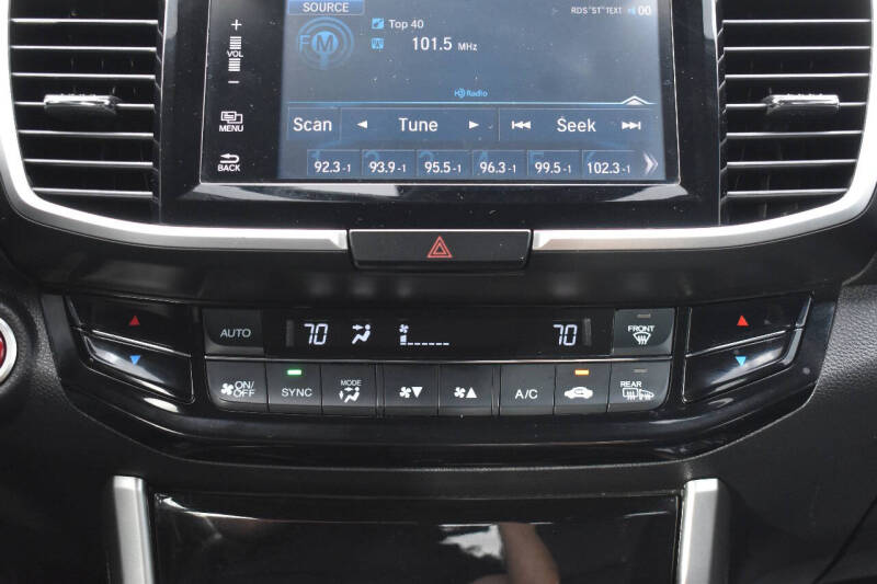 2017 Honda Accord EX-L V6 w/Navi w/Honda Sensing