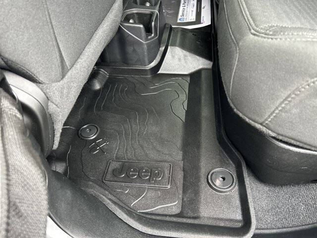 2021 Jeep Gladiator Willys