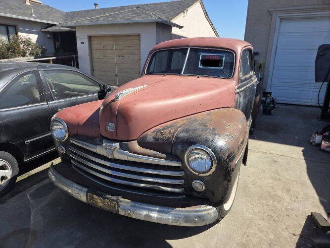 1947 Ford Super Deluxe