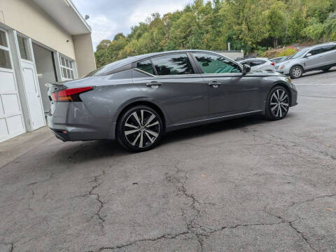 2020 Nissan Altima 2.5 SR