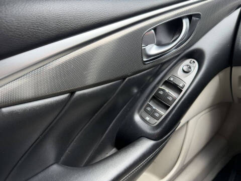 2017 Infiniti Q50 3.0T Premium