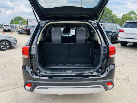 2020 Mitsubishi Outlander SE