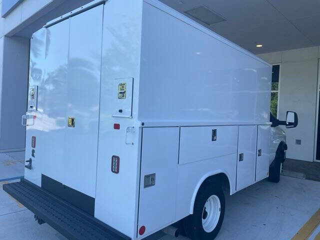 2024 Ford E-Series