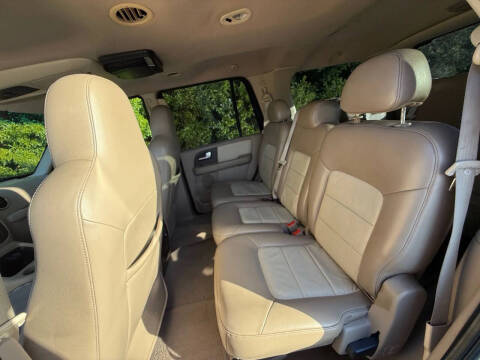 2004 Ford Expedition Eddie Bauer
