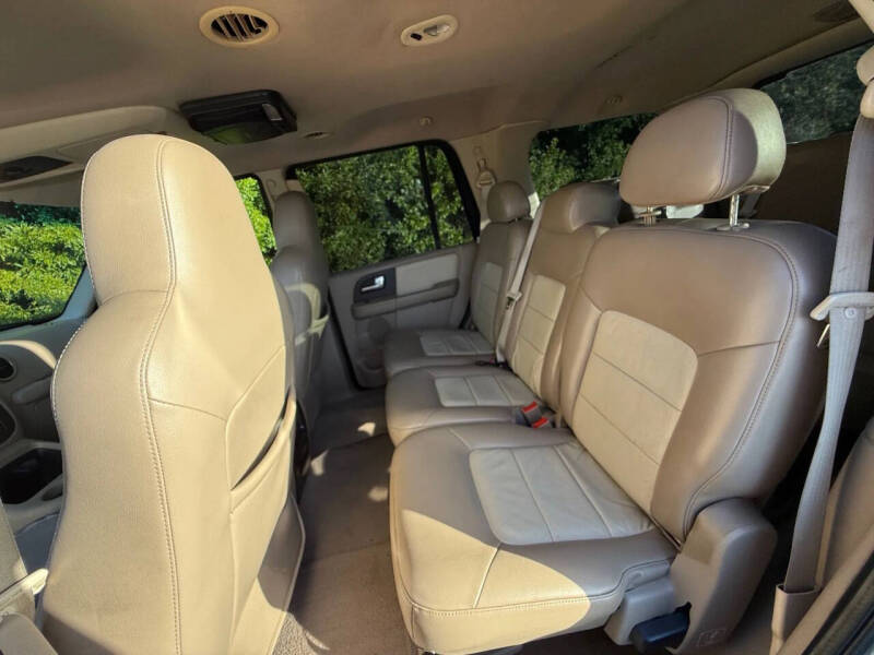 2004 Ford Expedition Eddie Bauer