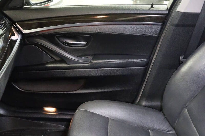 2016 BMW 5 Series 528i xDrive